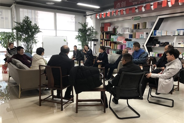 考察學(xué)習(xí)，賦能交流——明亮照明總經(jīng)理荊明慧蓄勢賦能進(jìn)行時(shí)
