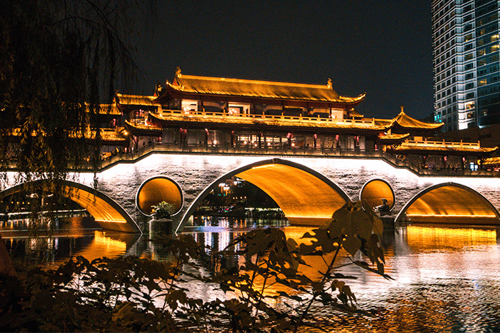 古建筑亮化夜晚變這樣，太驚艷！