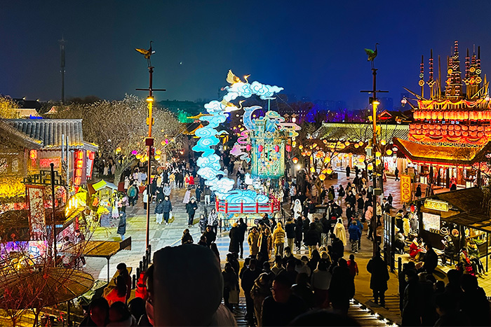 隔壁景區(qū)靠亮化工程刷屏朋友圈，你的景區(qū)還在“暗場”等客？